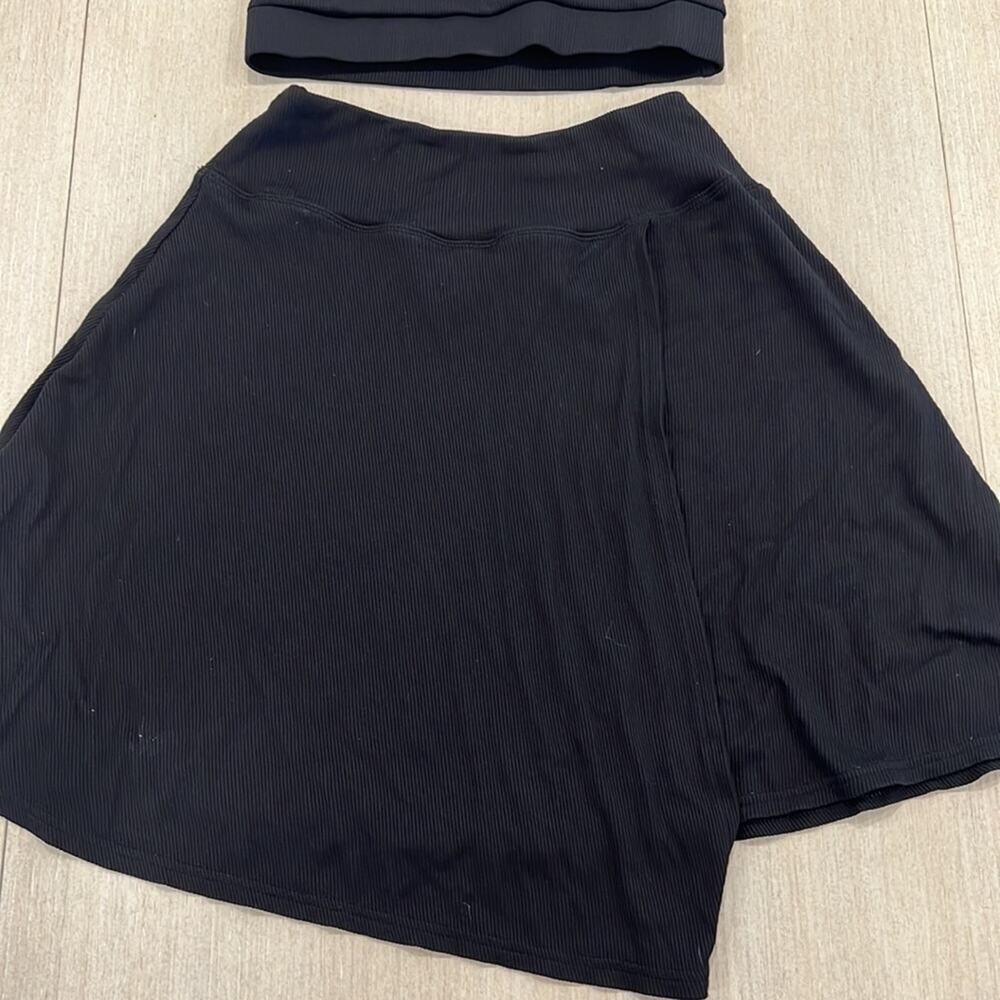 Blackmilk knitted crop top and skirt set - Picture 4 of 4